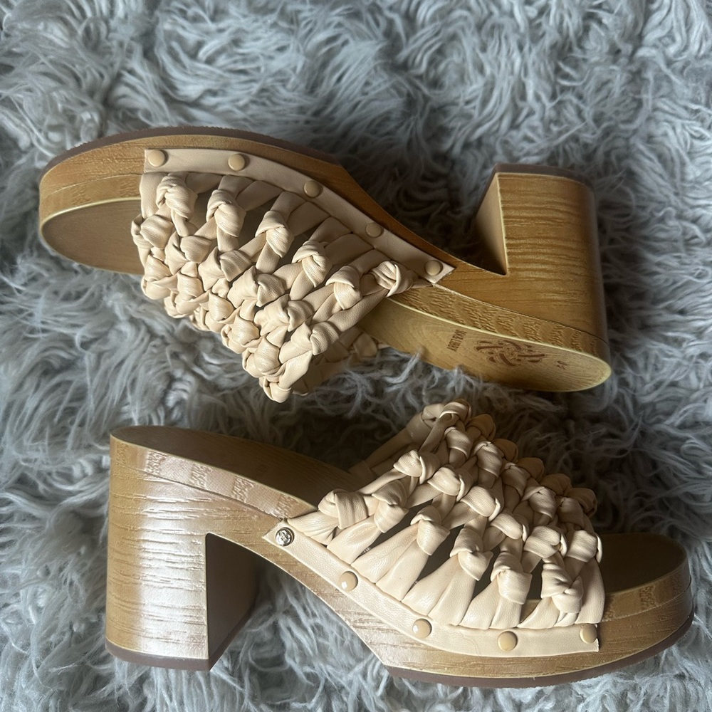 Women's Cream Heeled Sandals